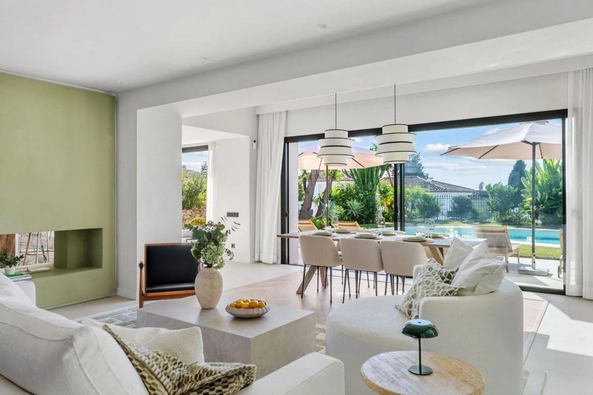 Venta de chalet independiente en Barrio Los Naranjos, Marbella
photo 4