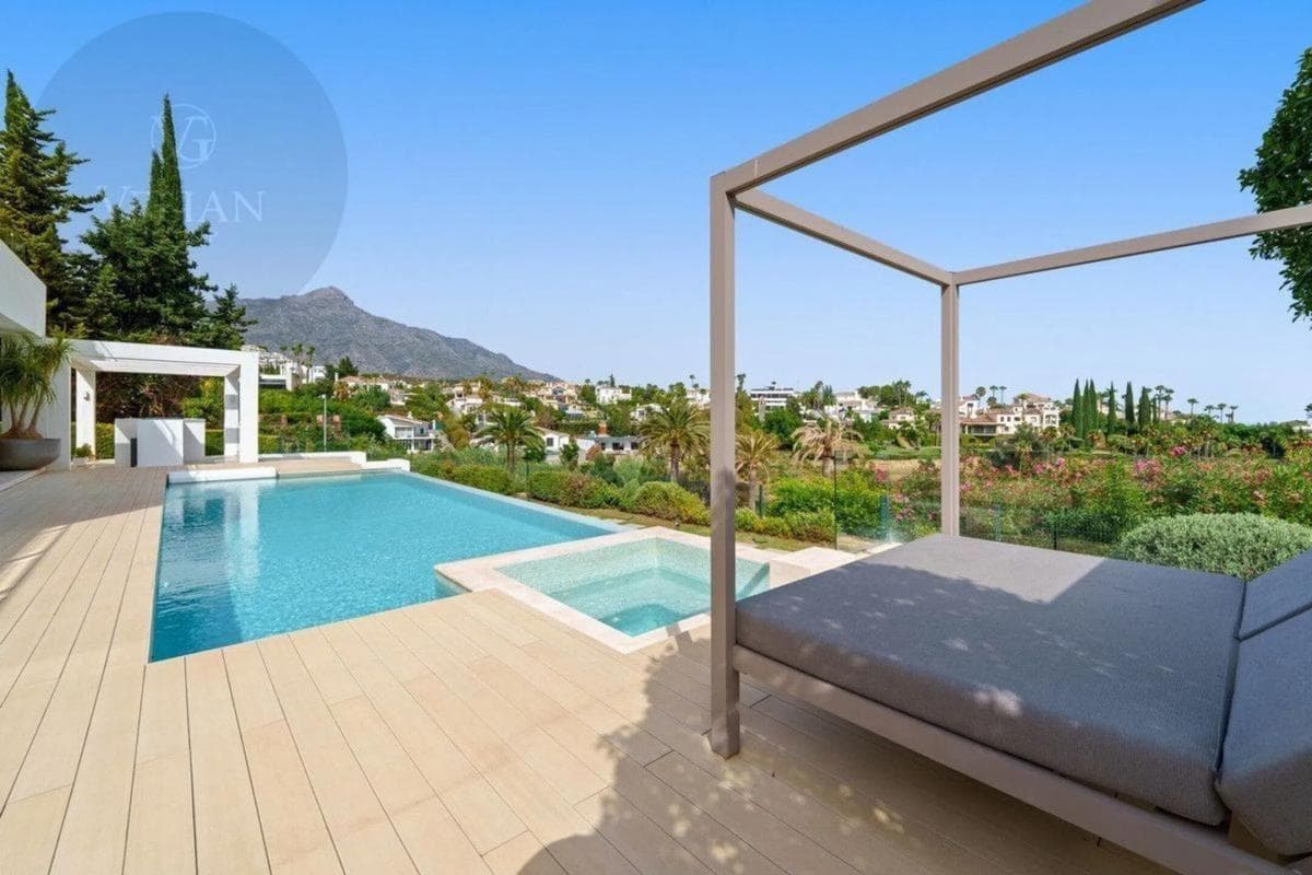 Venta de chalet independiente en Nueva andalucia, Marbella
photo 5