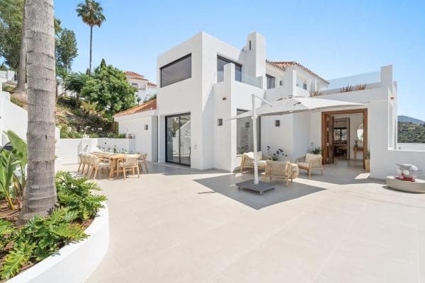 Chalet independiente en venta en UR NUEVA ANDALUCIA 6L, 25, Marbella
photo 1