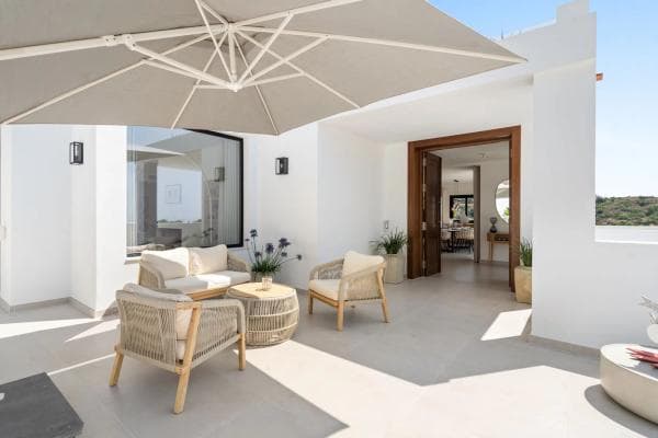 Chalet independiente en venta en UR NUEVA ANDALUCIA 6L, 25, Marbella
thumbnail 2
