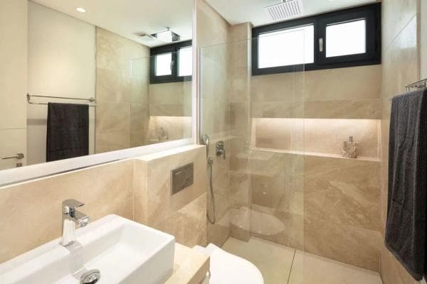 Chalet independiente en venta en Calle Haza del Conde, 4 C, Marbella
photo 1