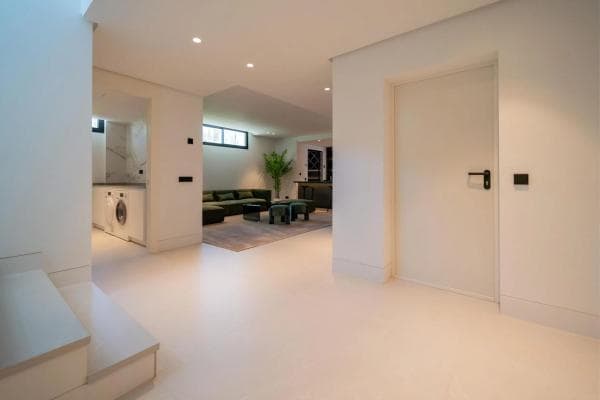 Chalet independiente en venta en AR HAZA CONDE DEL, Marbella
photo 1