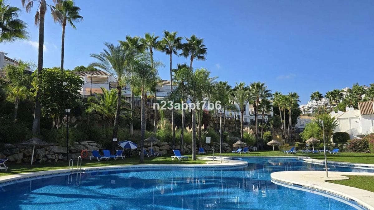 Venta de piso en Barrio Los Naranjos, Marbella
photo 4