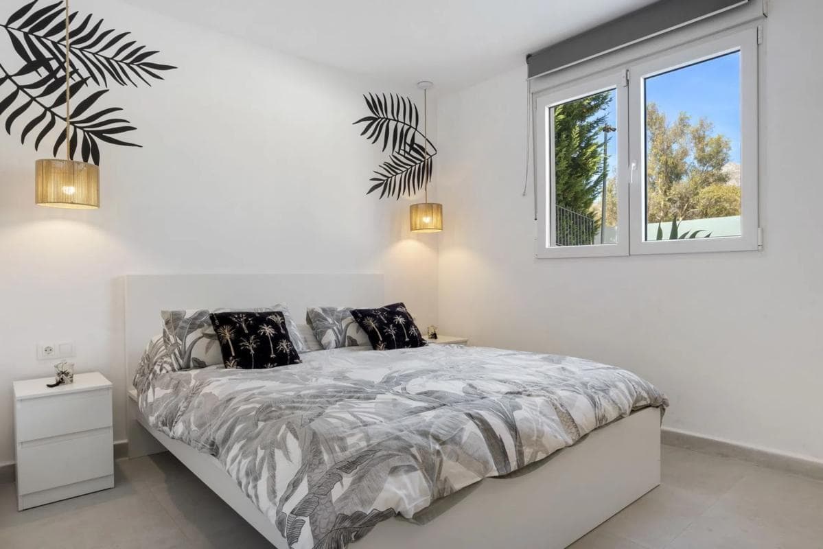 Venta de chalet independiente en Barrio Los Naranjos, Marbella
photo 2