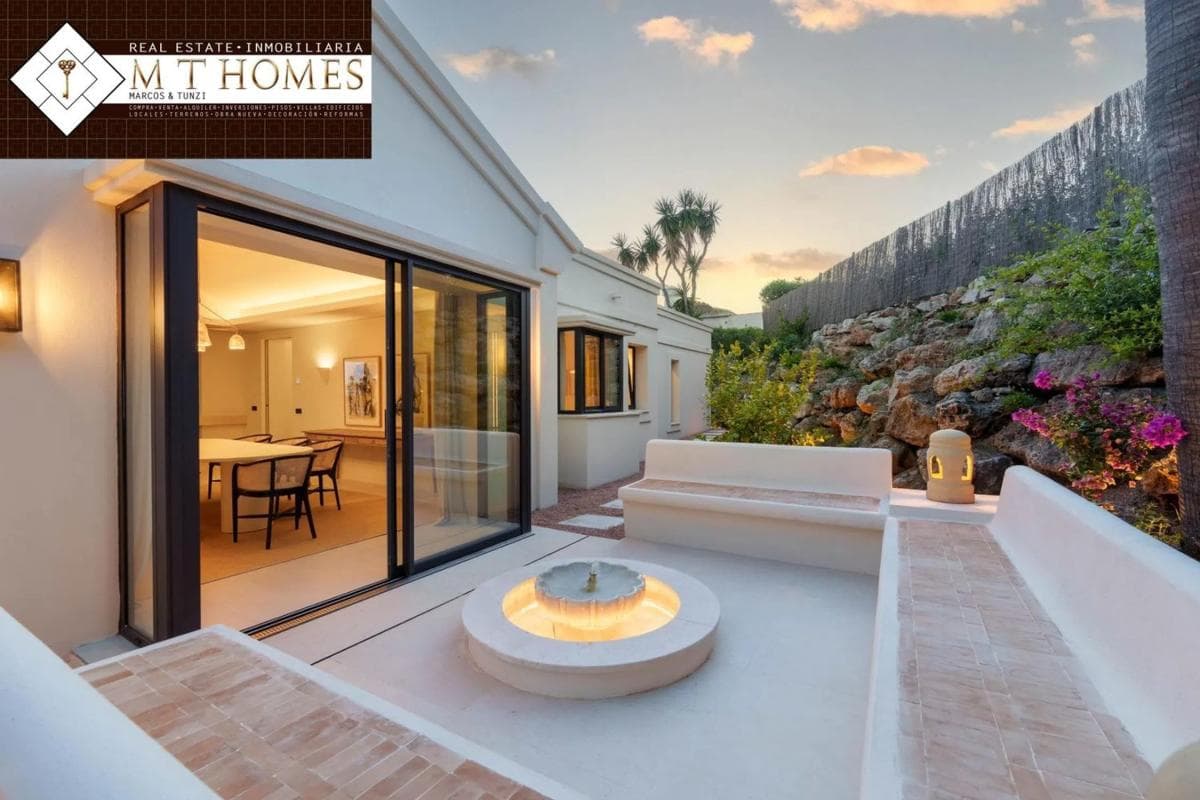 Venta de chalet independiente en Calle Tucán, Marbella
photo 4