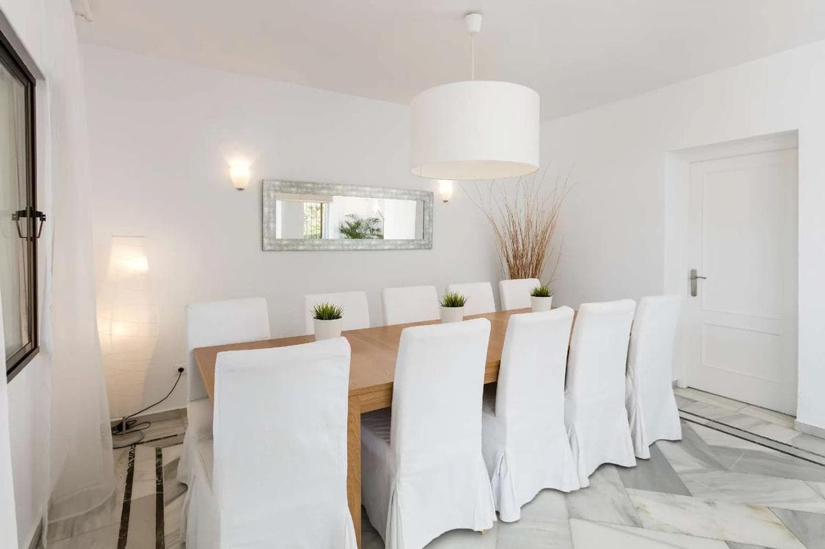 Venta de chalet independiente en Barrio Los Naranjos, Marbella
photo 5