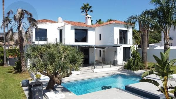Chalet independiente en venta en Nueva andalucia, Marbella
photo 1