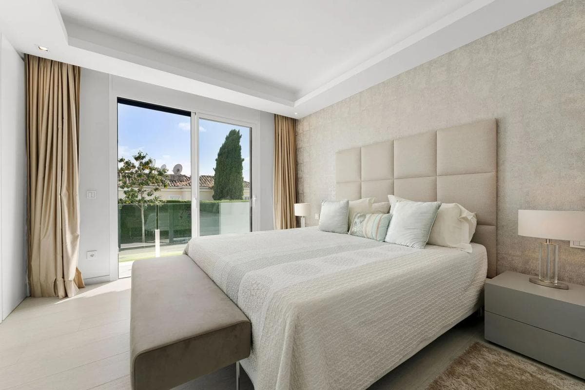 Venta de chalet independiente en Calle Sirio, Marbella
photo 3