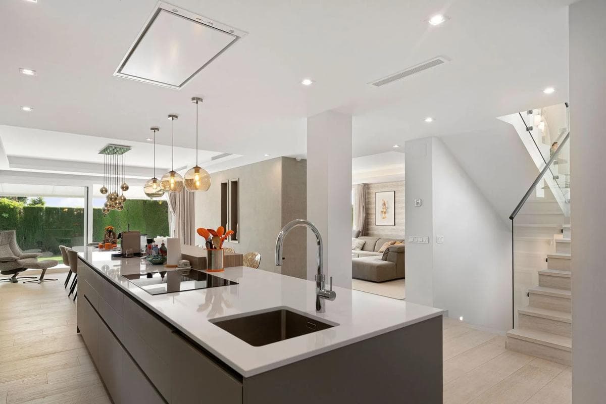 Venta de chalet independiente en Calle Sirio, Marbella
photo 5