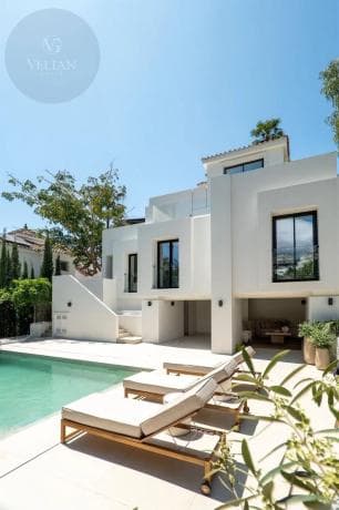 Chalet independiente en venta en Nueva andalucia, Marbella
thumbnail 2