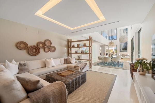 Chalet independiente en venta en Barrio Los Naranjos, Marbella
thumbnail 2