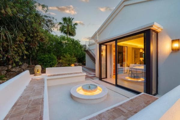 Chalet independiente en venta en Urbanizacion N Andalucia 6F, 6, Marbella
thumbnail 2