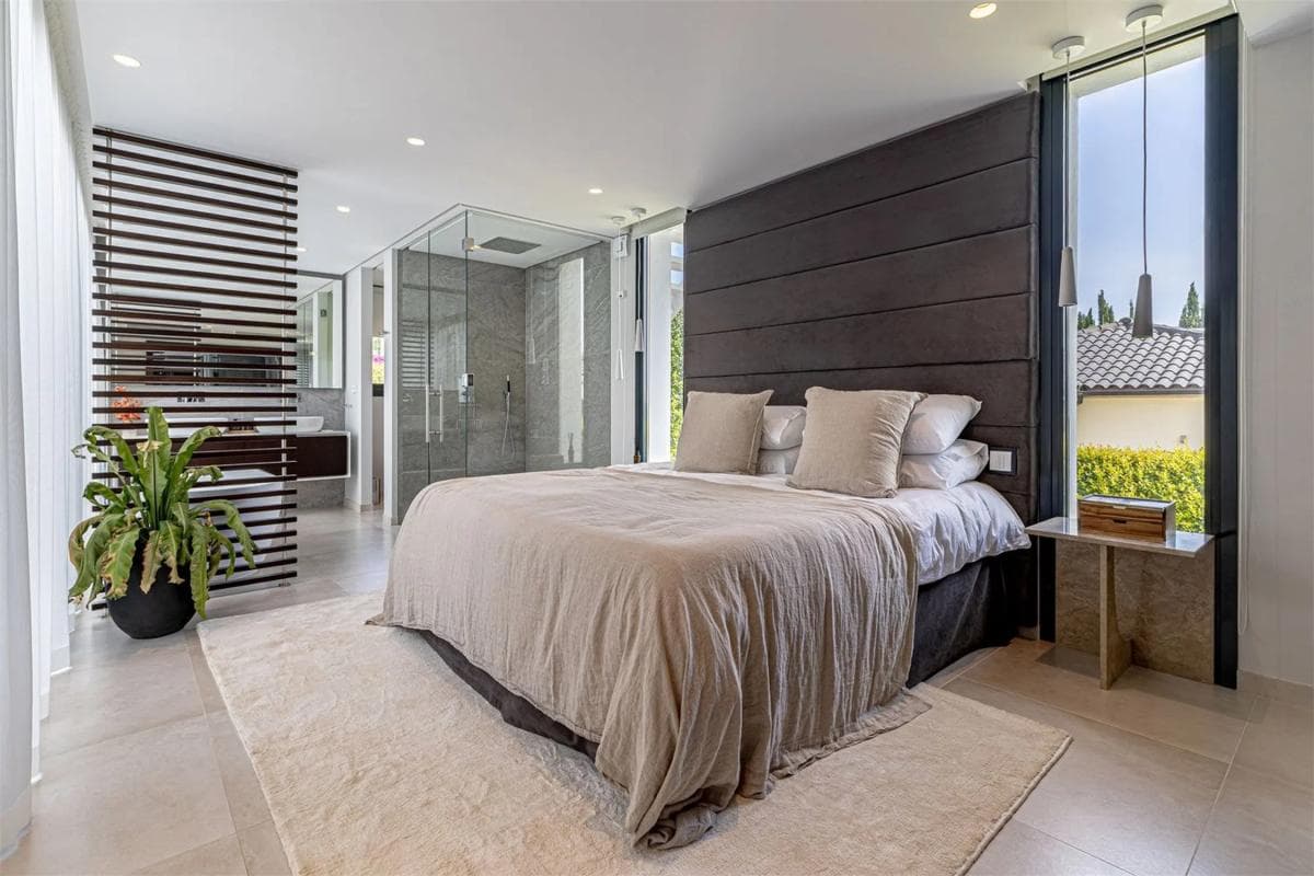 Venta de chalet independiente en Calle Orión, Marbella
photo 2