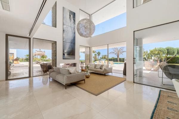 Chalet independiente en venta en Calle Osa Menor 2G, 42 -1, Marbella
photo 1