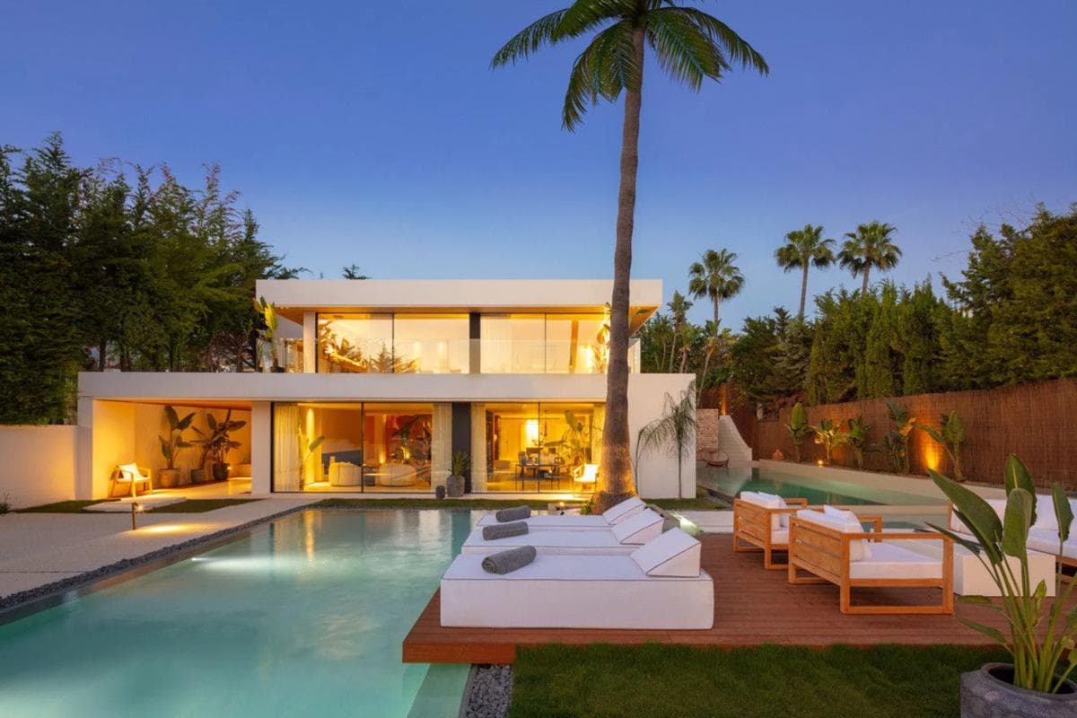Venta de chalet independiente en Barrio Los Naranjos, Marbella
photo 5