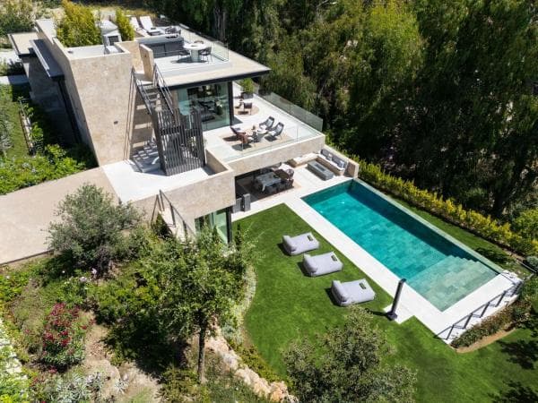 Chalet independiente en venta en Calle Pez Austral, Marbella
photo 1