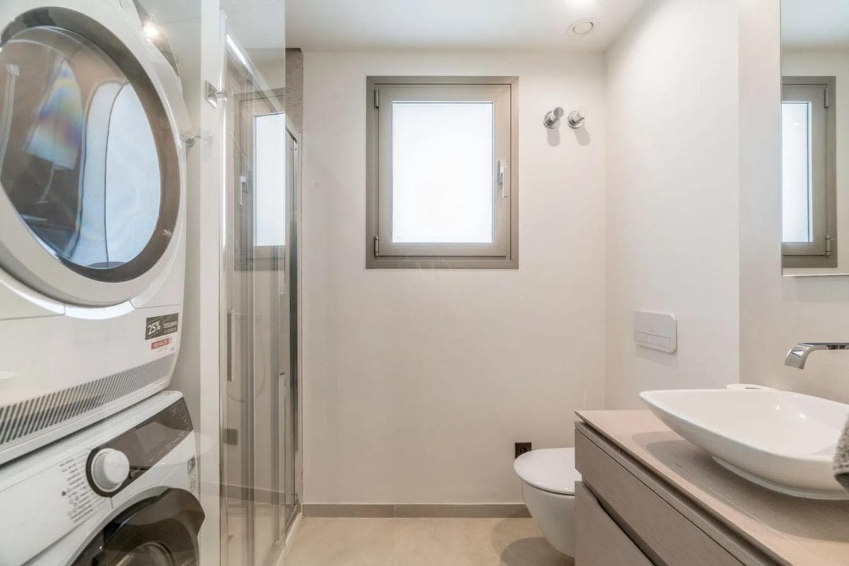 Venta de piso en Barrio Los Naranjos, Marbella
photo 2