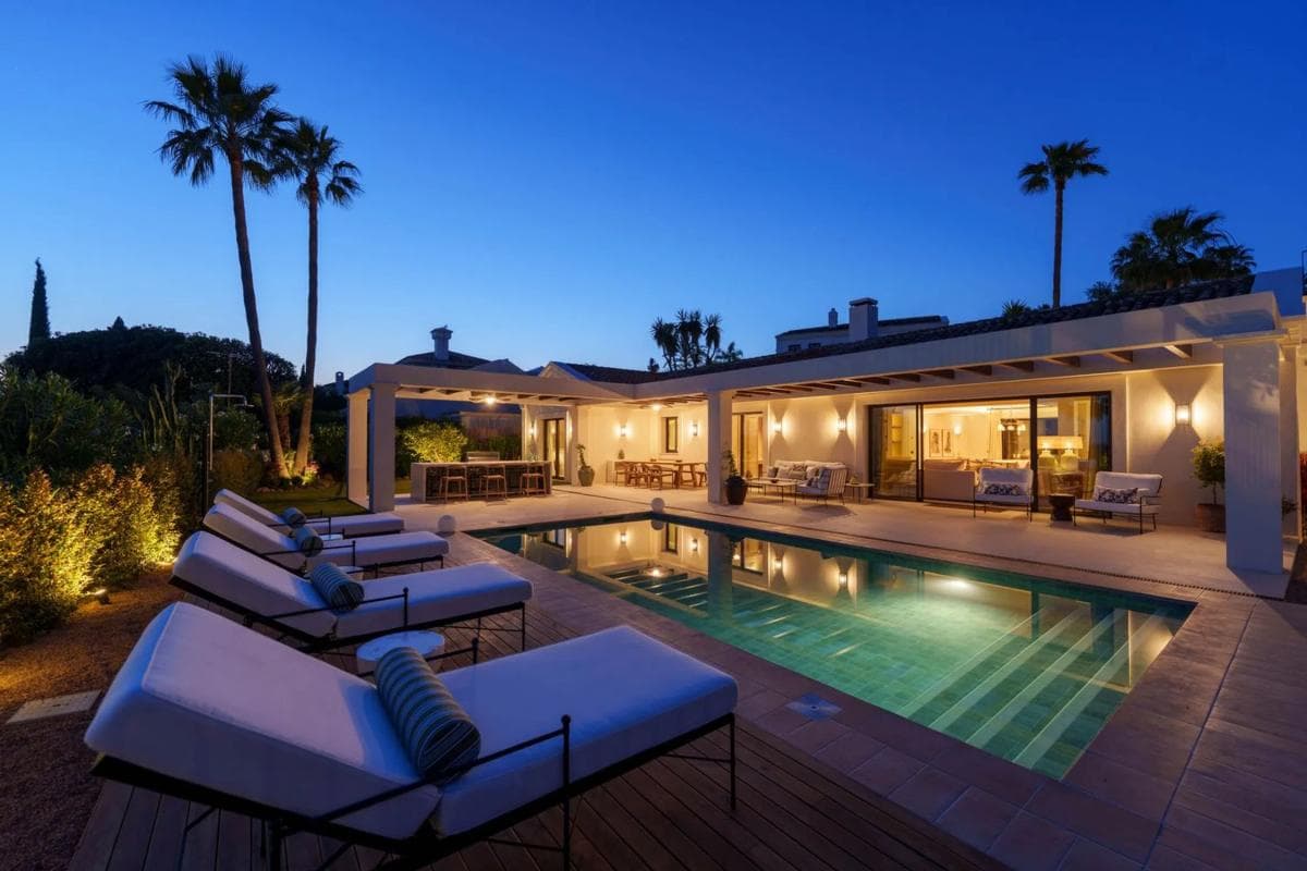 Venta de chalet independiente en Barrio Los Naranjos, Marbella
photo 5