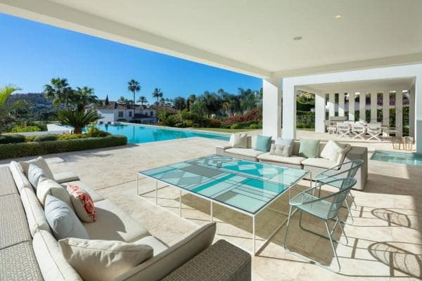 Chalet independiente en venta en Calle Osa Menor 2G, Marbella
thumbnail 1