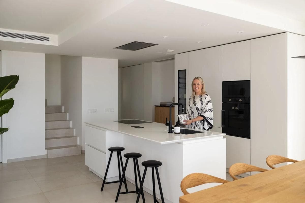 Sale of apartment in Barrio Los Naranjos, Marbella
photo 2