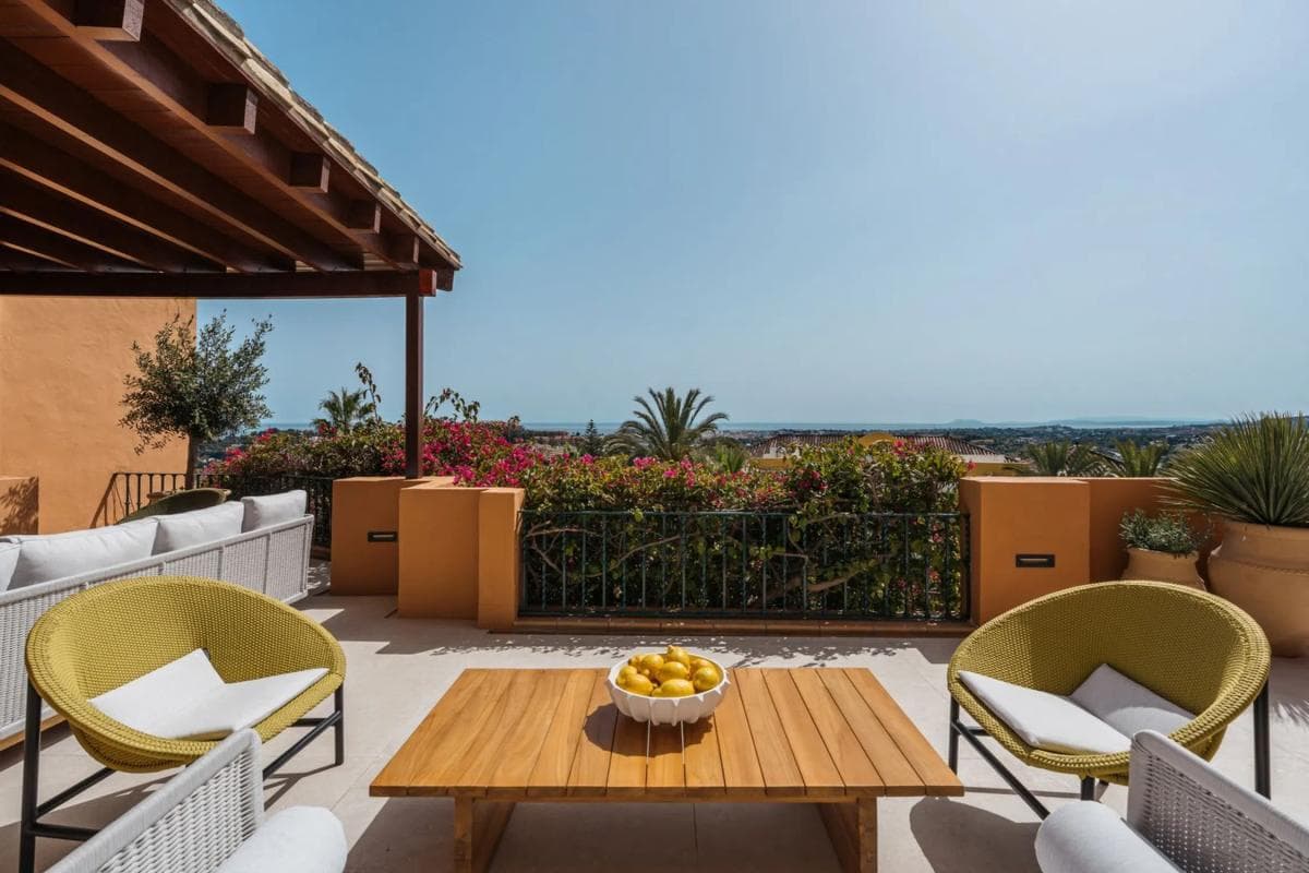 Venta de piso en Barrio Los Naranjos, Marbella
photo 4