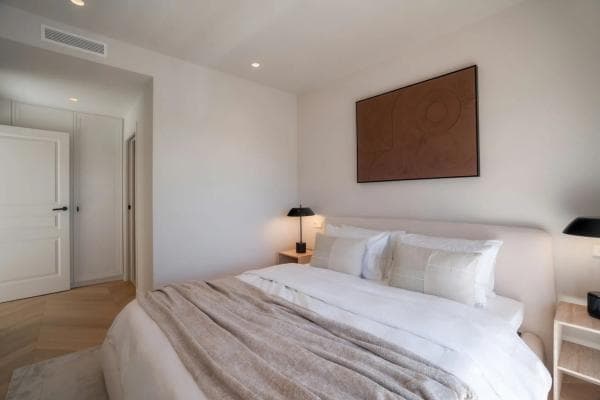 Duplex en venta en Urbanizacion N Andalucia J, Marbella thumbnail 2