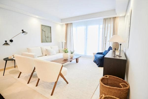 Apartment for sale in Urbanizacion Nueva Andalucia 4J, 10, Marbella photo 1