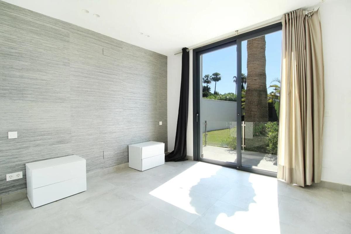 Venta de chalet independiente en Calle Sirio, Marbella
photo 2
