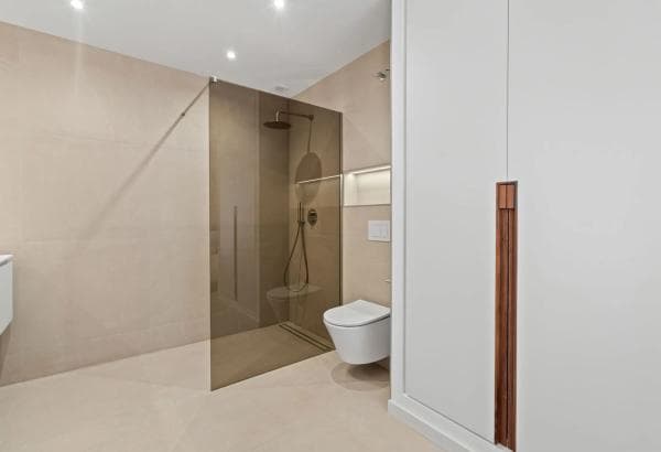 Apartment for sale in Calle Tucán, 61, Marbella thumbnail 1