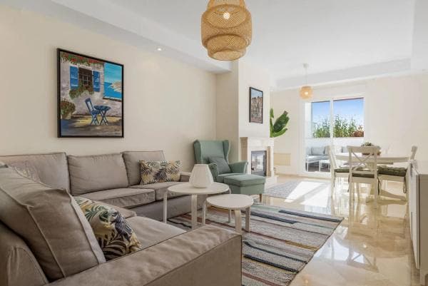 Duplex en venta en Barrio Los Naranjos, Marbella photo 1