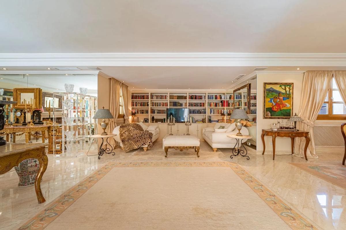 Venta de chalet independiente en Urbanización N Andalucía 5f, 5, Marbella
photo 2