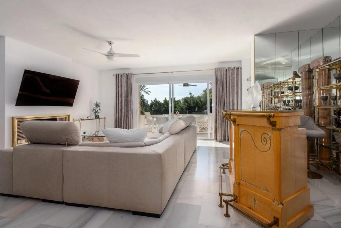 Sale of apartment in Avenida del Prado s/n, Marbella
photo 2