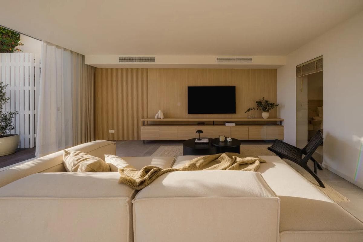 Sale of apartment in Barrio Los Naranjos, Marbella
photo 3