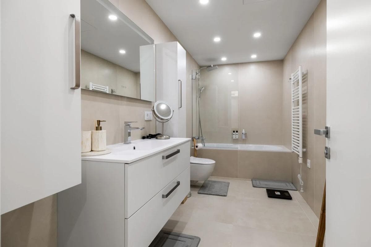Продажа квартиры на Barrio Los Naranjos, Марбелла
photo 2