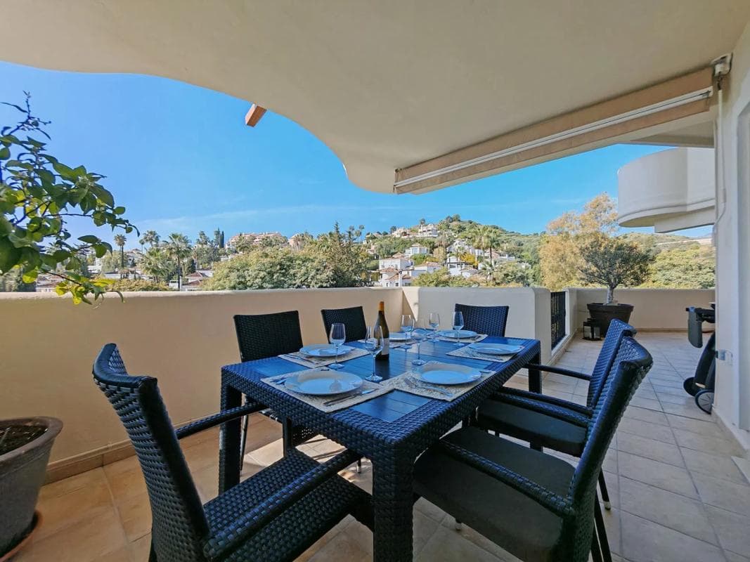 Venta de piso en Barrio Los Naranjos, Marbella
photo 3