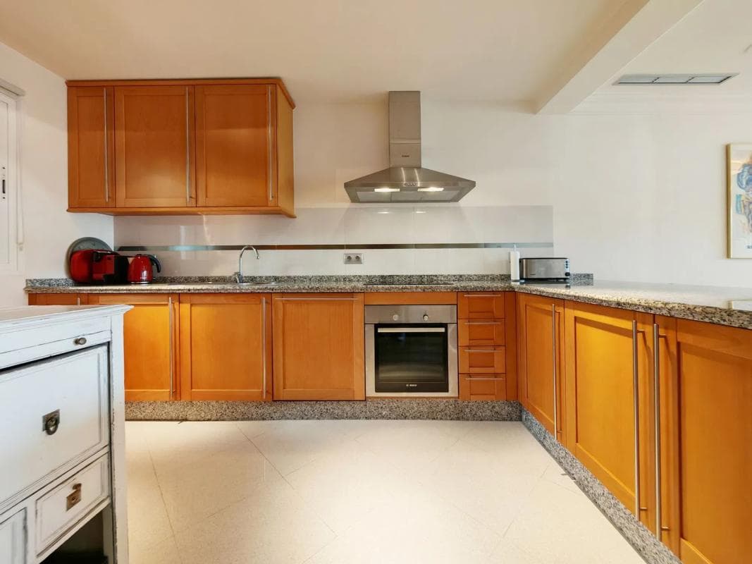 Venta de piso en Barrio Los Naranjos, Marbella
photo 5