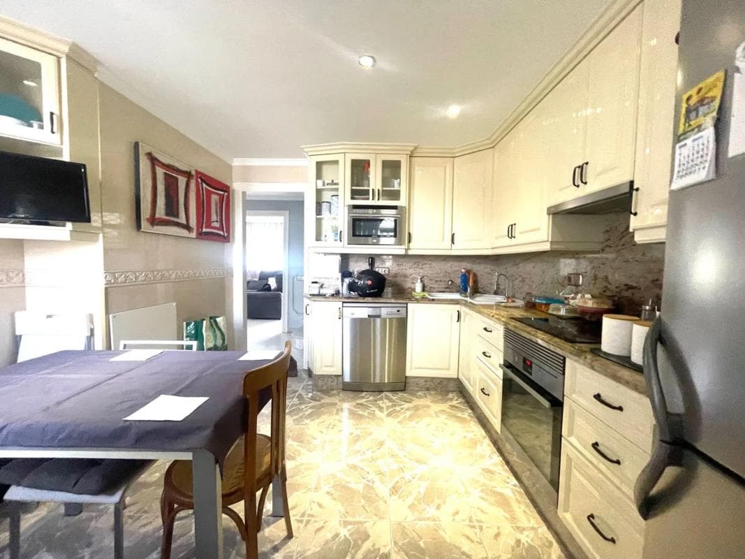 Venta de chalet adosado en Calle Sirio , Marbella photo 4