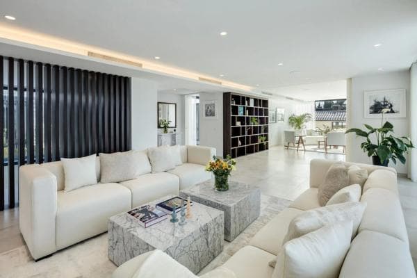 Chalet independiente en venta en Calle Orión, 47 -19, Marbella
thumbnail 2