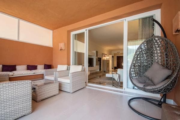 Piso en venta en Calle Osa Mayor, Marbella
photo 1