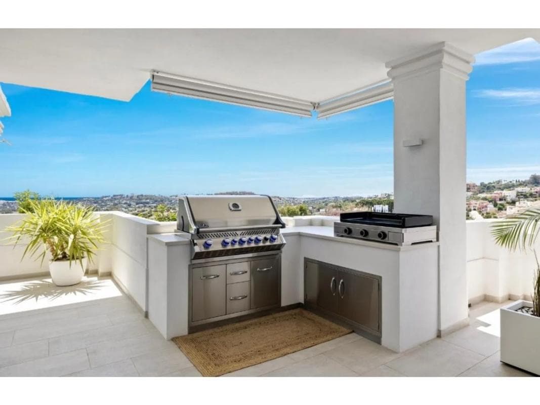 Venta de piso en Barrio Los Naranjos, Marbella
photo 3