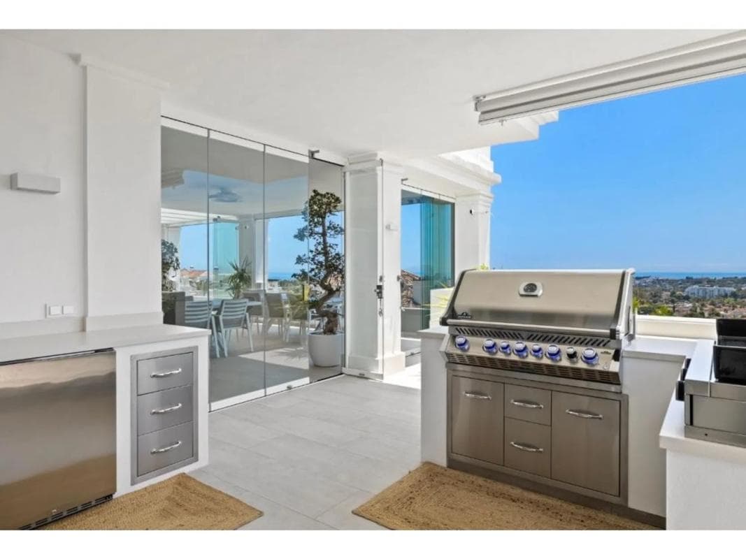 Venta de piso en Barrio Los Naranjos, Marbella
photo 4
