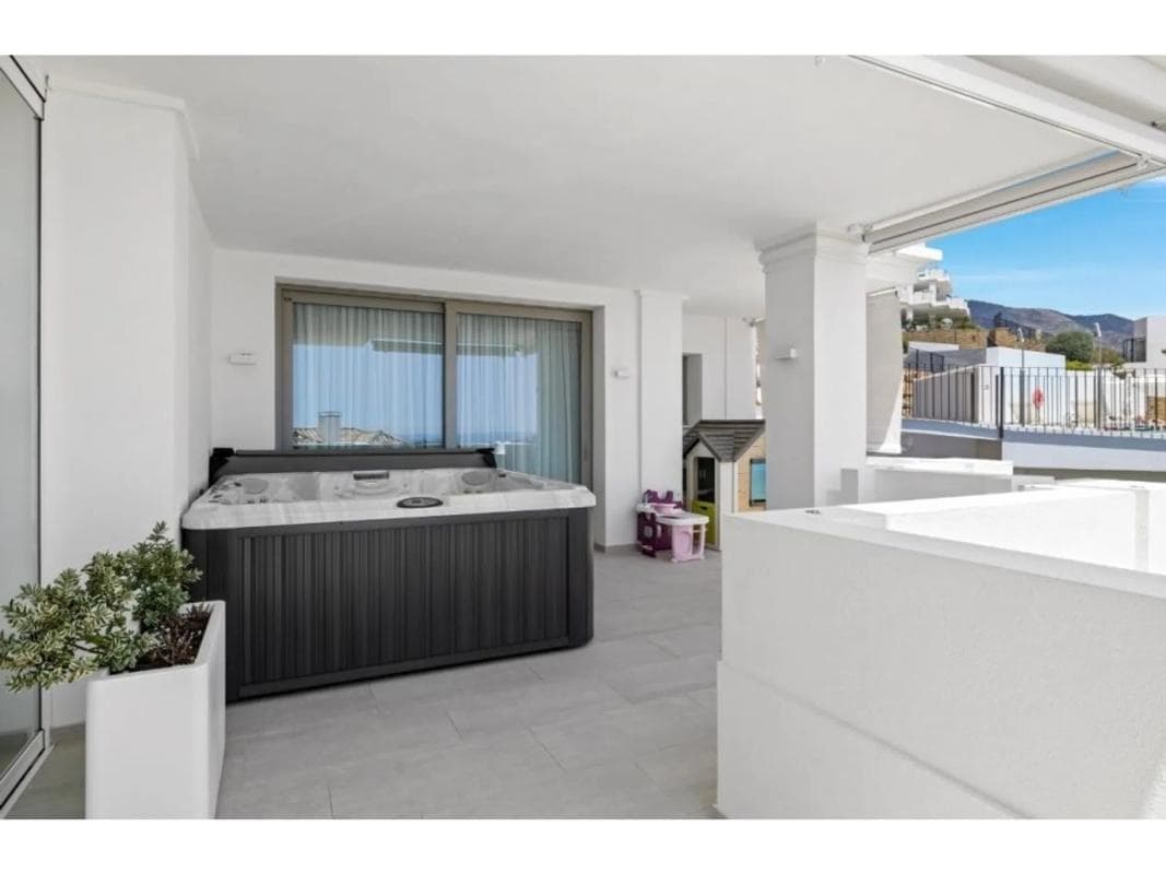 Venta de piso en Barrio Los Naranjos, Marbella
photo 5