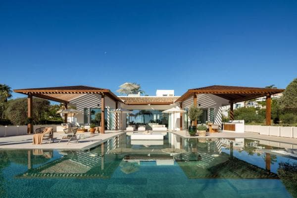 Chalet independiente en venta en Calle Pléyades, 9 -8, Marbella
photo 1