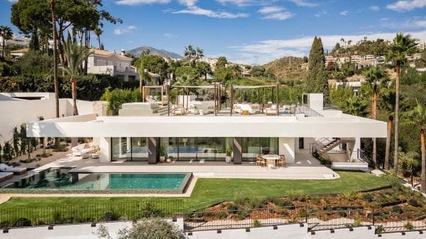 Chalet independiente en venta en Calle Centauro 6F, Marbella
photo 1