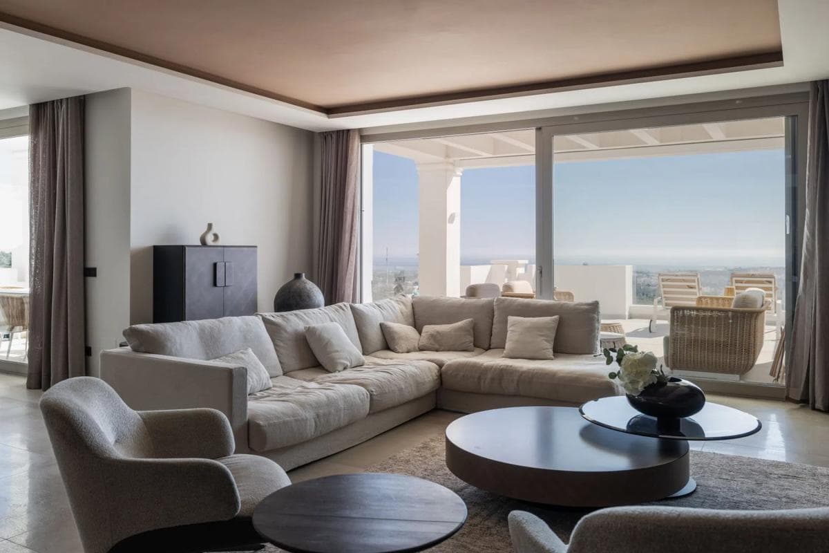Venta de piso en Barrio Los Naranjos, Marbella
photo 2