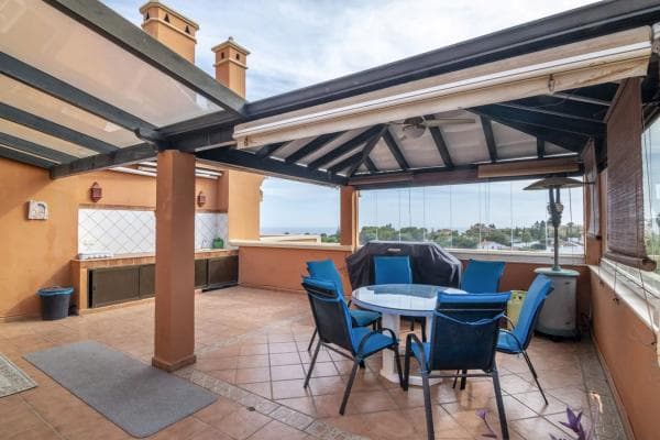 Duplex en venta en Barrio Los Naranjos, Marbella photo 1