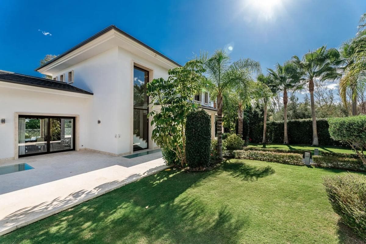 Venta de chalet independiente en Urbanizacion N Andalucia 4H, Marbella
photo 3