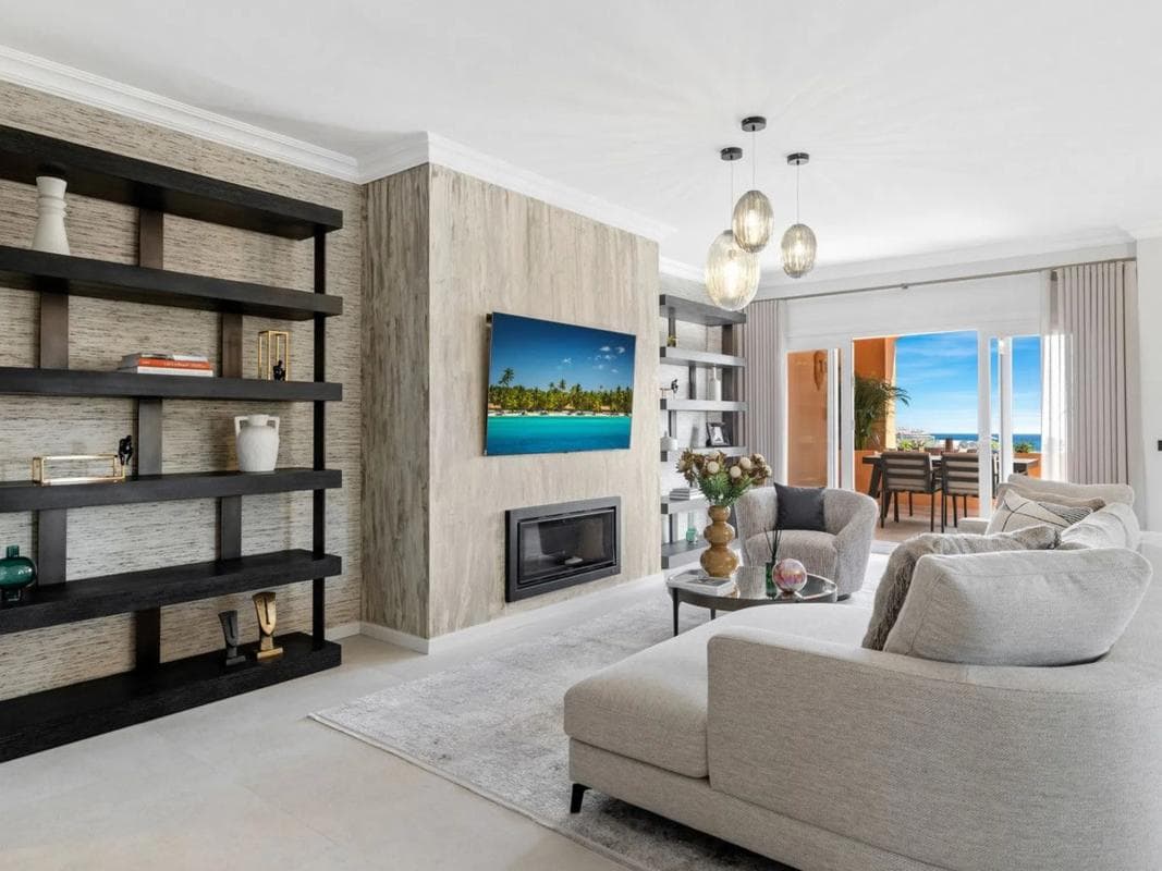 Sale of apartment in Barrio Los Naranjos, Marbella
photo 2