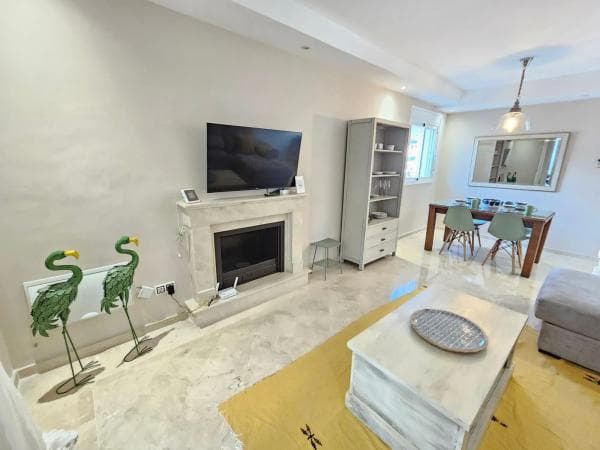 Piso en venta en Calle Auriga s/n, Marbella
thumbnail 2