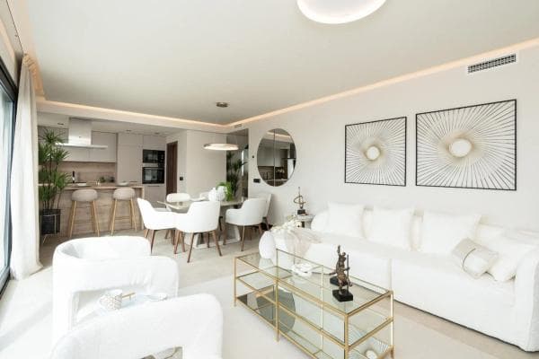 Duplex en venta en Urbanizacion N Andalucia J, Marbella thumbnail 2